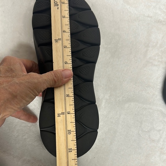 Skechers Black Athletic Slip-On Shoes with Breathable Mesh Air Cooled - Picture 14 of 14